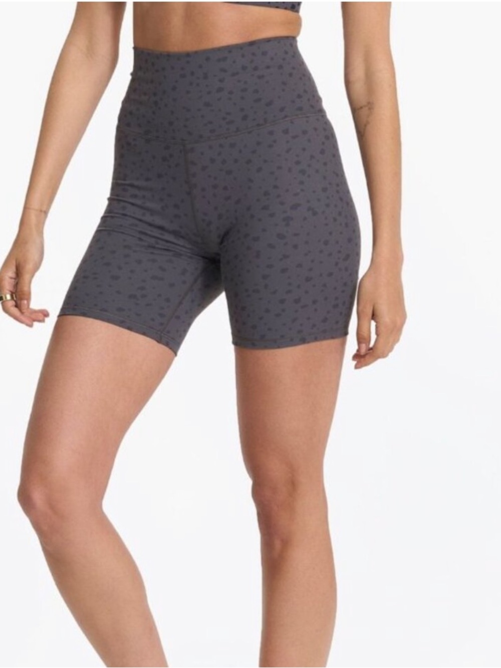 ✨Vuori Shorts ✨